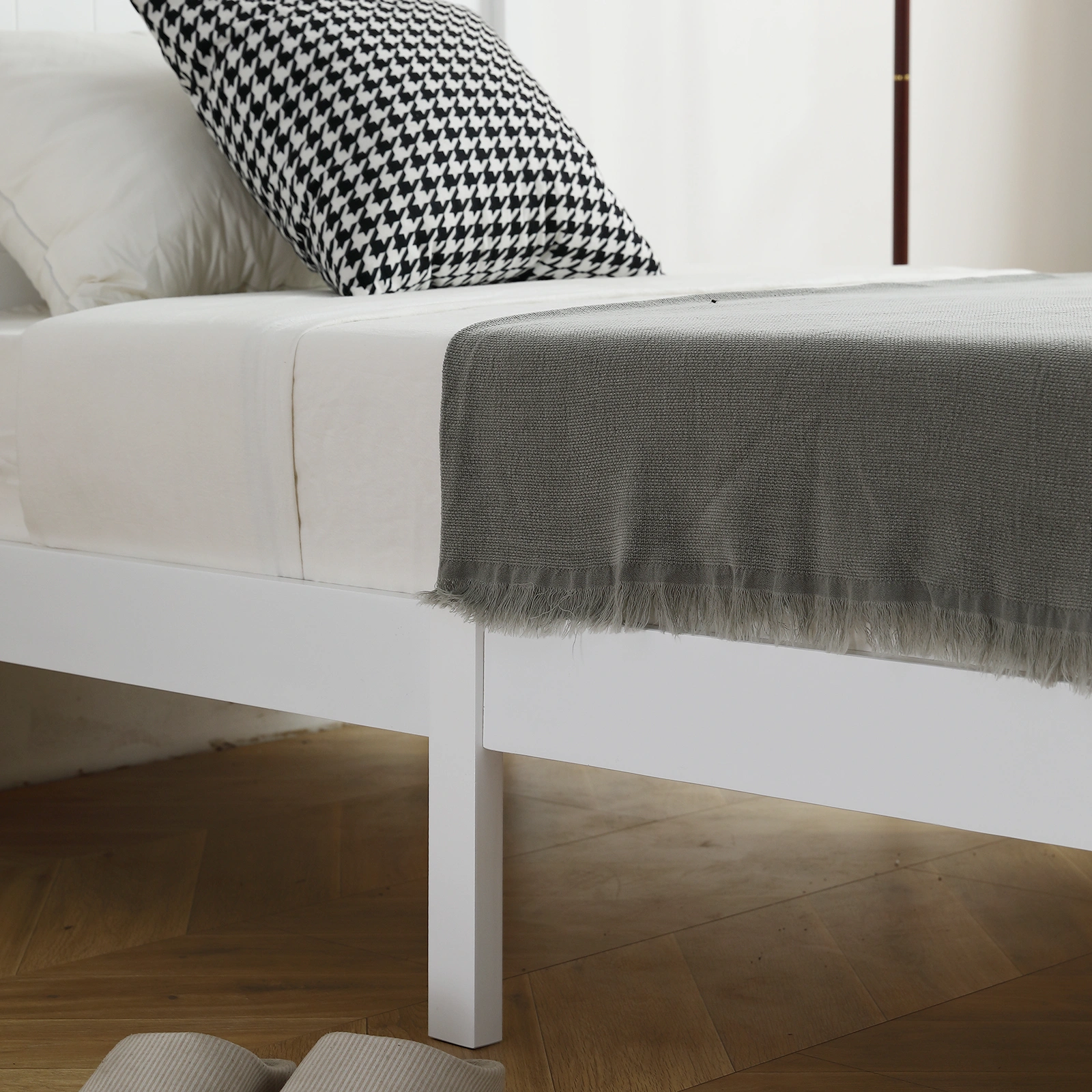 FCH Twin Pine Curved Bed Frame with Vertical Stripe Pattern, White Wooden Headboard and Footboard, Single-Layer Construction view 30