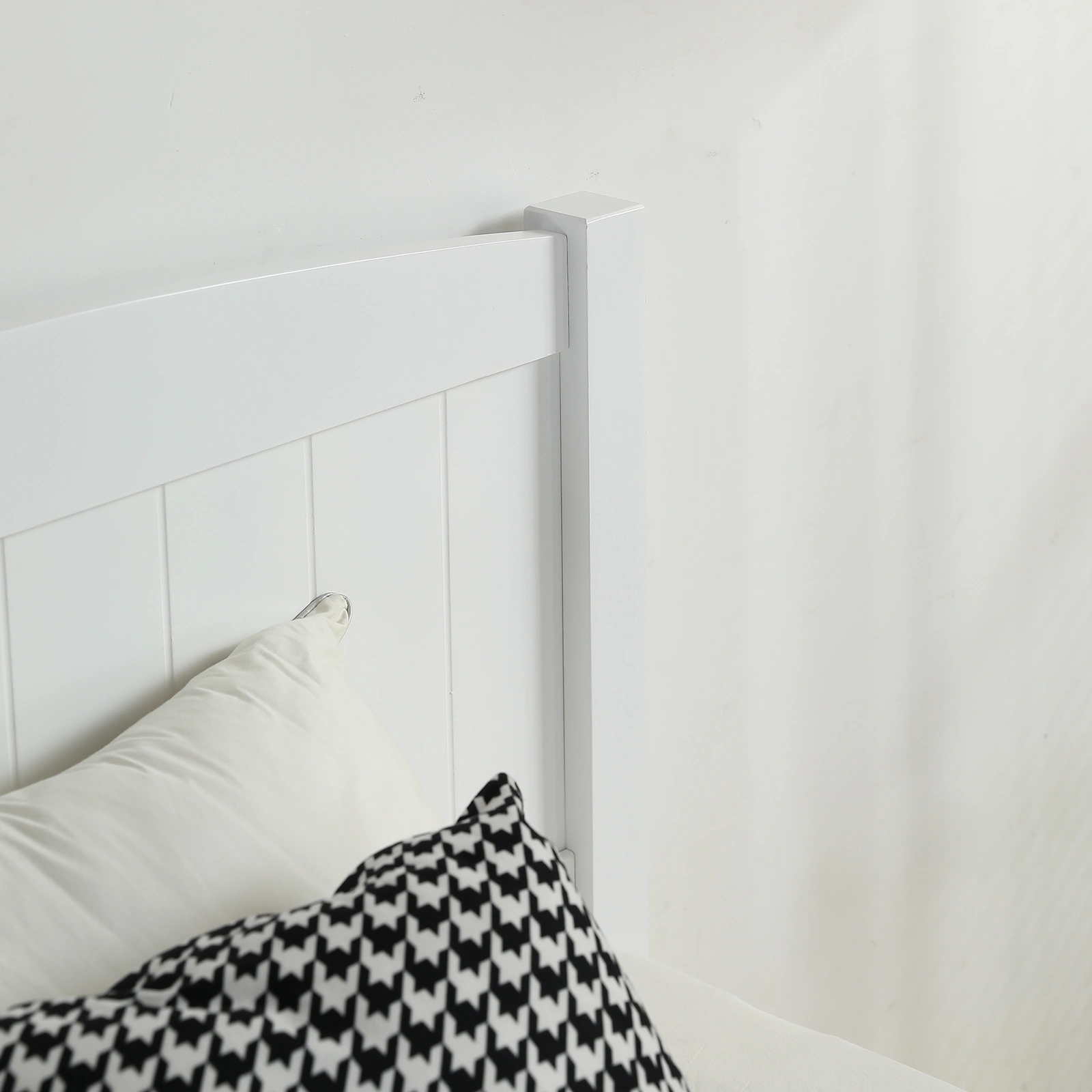 FCH Twin Pine Curved Bed Frame with Vertical Stripe Pattern, White Wooden Headboard and Footboard, Single-Layer Construction view 6